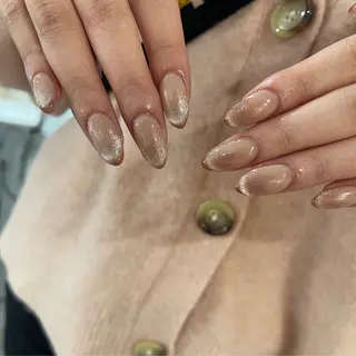 ネイル Rainrain💧 パーツ豊富、やり放題のネイルデザイン