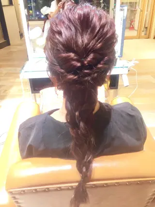 ロング ヘアアレンジ 鈴木 亜実のヘアスタイル