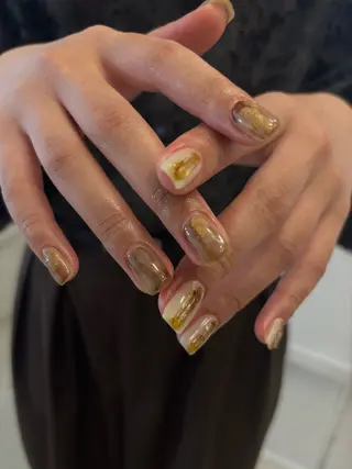 ネイル une／YUKINA 🫧大人nuanceのネイルデザイン