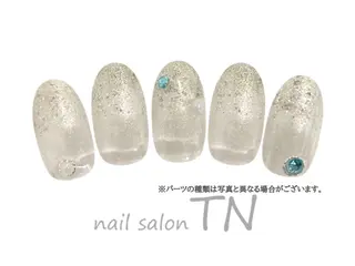 ネイル 中島 実穂のネイルデザイン