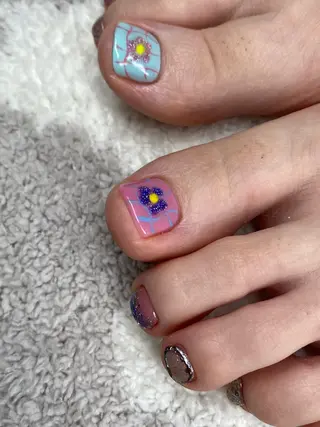 ネイル アトリエみかん所属・MIKA 🍊のネイルデザイン