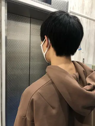 メンズ white.所属・white.梅田 デザインカラー🦄のヘアスタイル