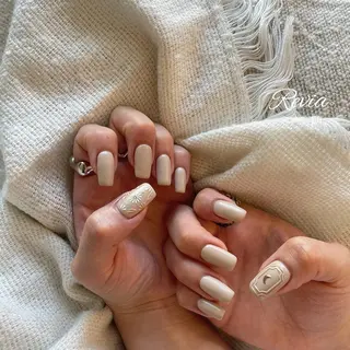 ネイル revia所属・ERI Nailistのネイルデザイン