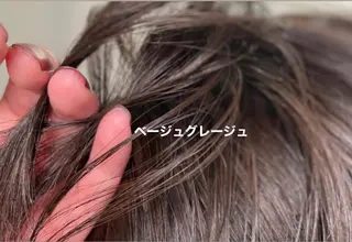 ミディアム カラー レイヤー　べージュ 白石研太のヘアスタイル