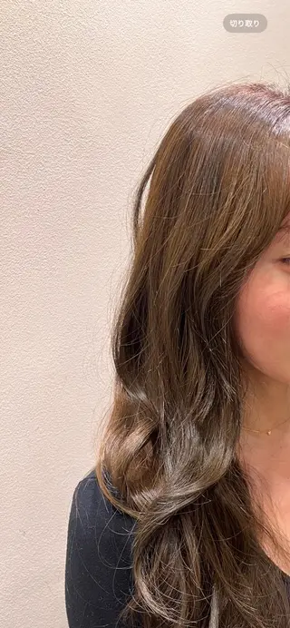 ロング MISTEROMA所属・柴田 葉月のヘアスタイル