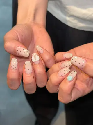 ネイル ニコネイル下北沢店所属・miyu ˚ ༘ ೀのネイルデザイン