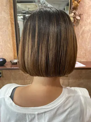 ショート さの あやねのヘアスタイル