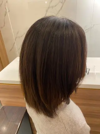 ショート カラー 穂乃香 BEAUTRIUMのヘアスタイル