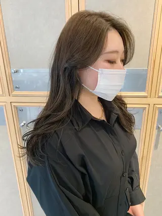 セミロング カラー TENELE所属・チバ タクミのヘアスタイル