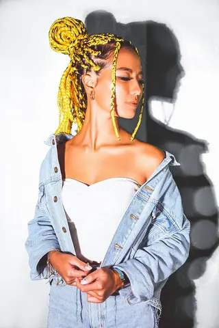 ロング ヘアアレンジ haco+所属・🌈派手髪エクステ ブレイズ🌈ひろとのヘアスタイル