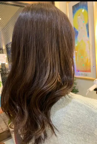 ロング カラー hair&makeRIHGA所属・鈴木希優 /ハイトーンカラーのヘアスタイル