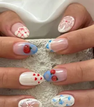 ネイル 相沢 さやかのネイルデザイン