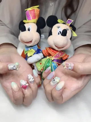 ネイル うにゃねいる🌷 Mayaのネイルデザイン