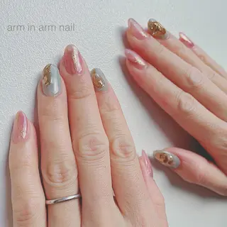 ネイル arm in arm ︎✿Yamamotoのマツエク・マツパデザイン