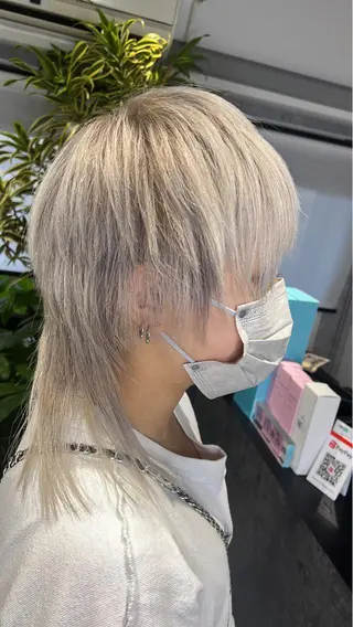 ミディアム カラー mimiiy梅田 中崎町ハイトーンのヘアスタイル