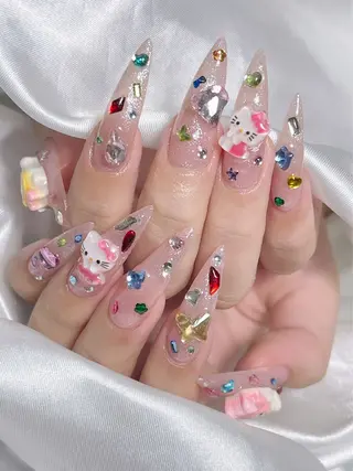 ネイル LEELA NAIL STUDIO所属・LEELA NAIL STUDIOのネイルデザイン