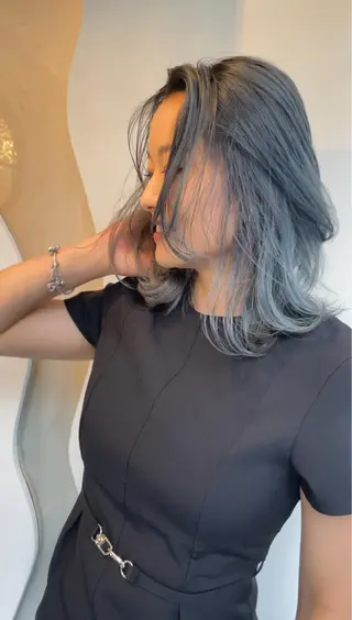 ミディアム 🐺高椋 海/ウルフ/レイヤーのヘアスタイル