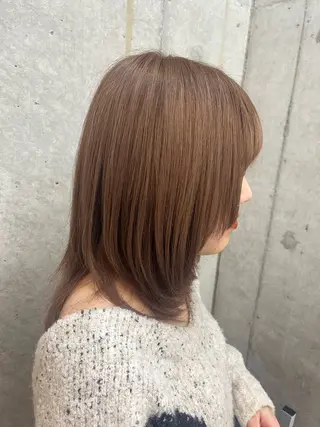 ミディアム タク エルのヘアスタイル