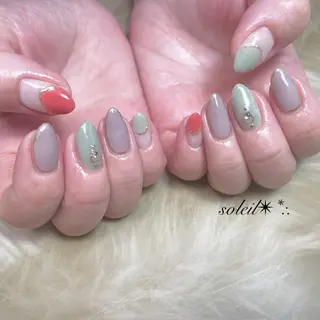 ネイル 粟津 美紀のネイルデザイン