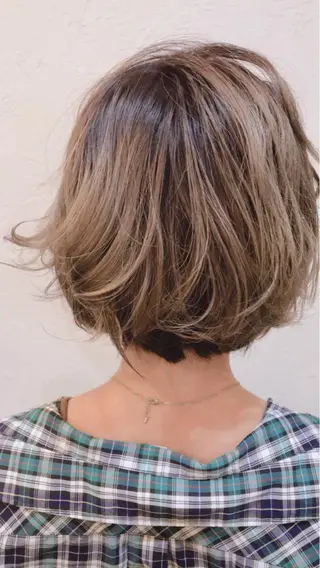 ショート ambiance 茨木所属・中野 優子のマツエク・マツパデザイン