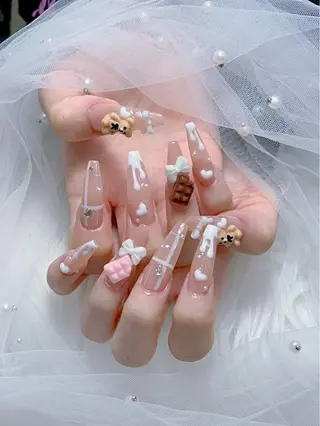 ネイル Mio_ Noiranailのネイルデザイン