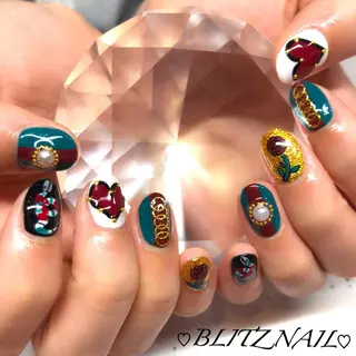 ネイル BLITZ Nail 岩田💅🏻✨のネイルデザイン