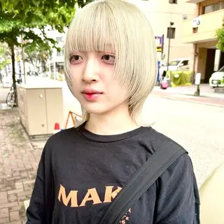 ミディアム カラー ハイトーン/ウルフ/ レイヤー/Asukaのヘアスタイル