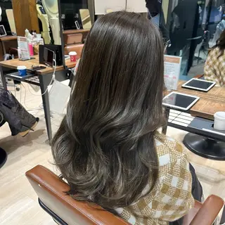 セミロング カラー 佐藤 悠衣/透明感 カラー/似合わせ前髪のヘアスタイル