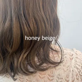 セミロング 暖色カラー推し/ トヤエリコのヘアスタイル