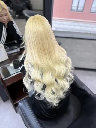 ロング 💎馴染むエクステ ×カラーTOMO💎のヘアスタイル