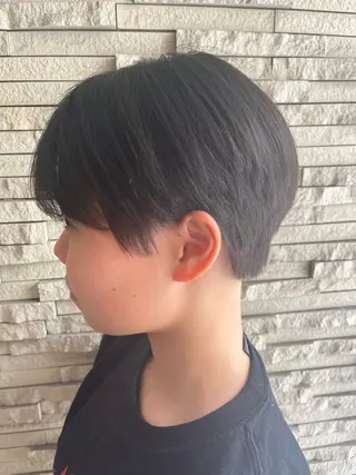 ショート 安田 純香のヘアスタイル