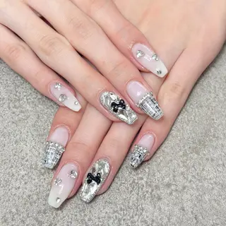 ネイル nailroom DIASOMNIAのネイルデザイン