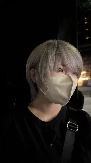 ショート カラー ヨシオカ チオリのヘアスタイル