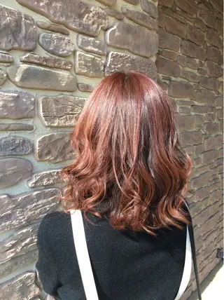 ミディアム カラー 浅岡 のどかのヘアスタイル