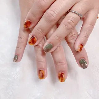 ネイル 根津 綾子のネイルデザイン