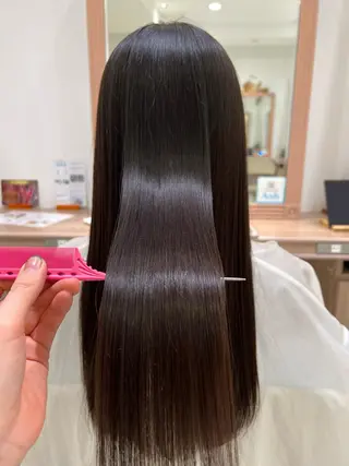 ロング teddy所属・レイヤーカット// メイのヘアスタイル