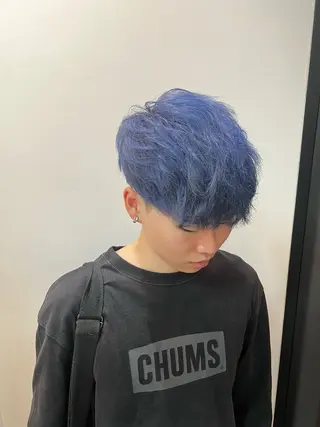 カラー メンズ ダブルカラー寒色系 ボリューム改善ハヤトのヘアスタイル