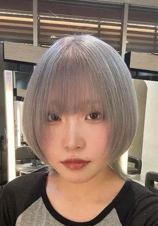 ショート カラー 有働由良／ハイトーン ／韓国メンズヘアのヘアスタイル