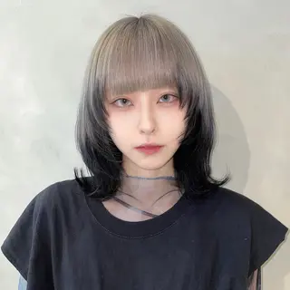 ミディアム カラー デザインカラー/パー マ🦖外岡咲希🦖のヘアスタイル