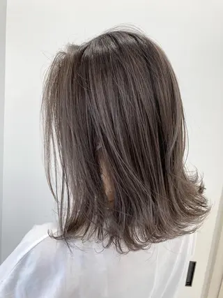 ミディアム カラー ヘアアレンジ シアーベージュニスト 🥣大石亜里紗のヘアスタイル