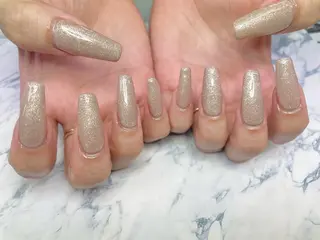 ネイル Rich to勝川店所属・村瀬 満里子のネイルデザイン