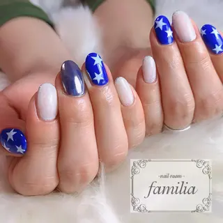 ネイル -nailroom- familiaのネイルデザイン