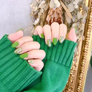 ネイル Feather MAIのマツエク・マツパデザイン