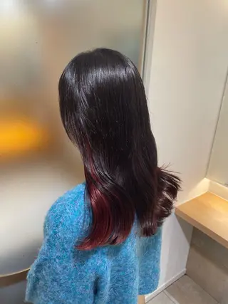 ミディアム 菅沼 紀世のヘアスタイル