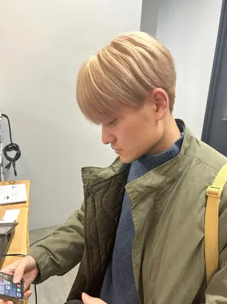 カラー メンズ ROCCOeast Rukaのヘアスタイル