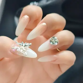 ネイル E·U·B ネイル所属・横浜市中区曙町 E·U·Bネイルのネイルデザイン