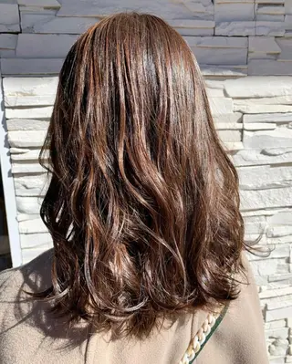 ミディアム ゆうき あすかのヘアスタイル