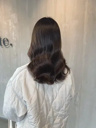 ロング カラー 透明感カラー 天羅のヘアスタイル