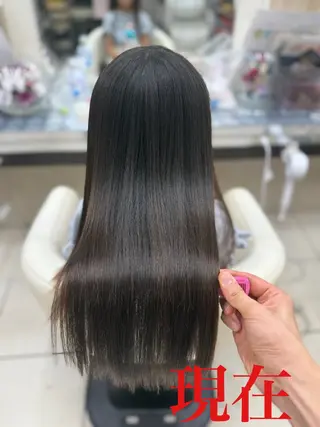 ロング 縮毛矯正専門店 美容室ハース所属・ウィリアム シュウのヘアスタイル