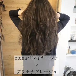 セミロング カラー テトネ タカシのヘアスタイル